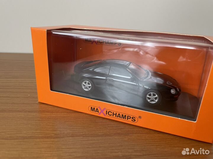 Коллекционная модель Toyota Celica, 1/43