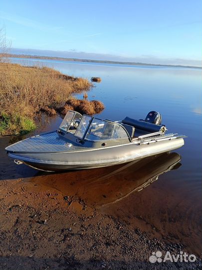 Лодка алюминиевая