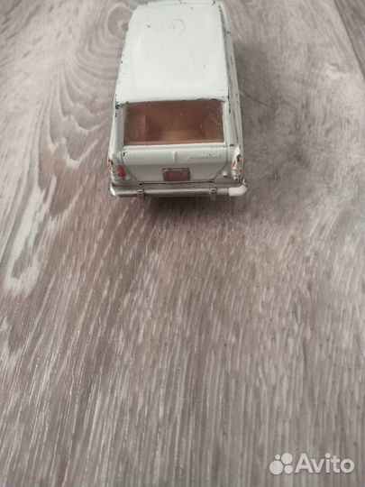 Модель 1/43 москвич 427 СССР