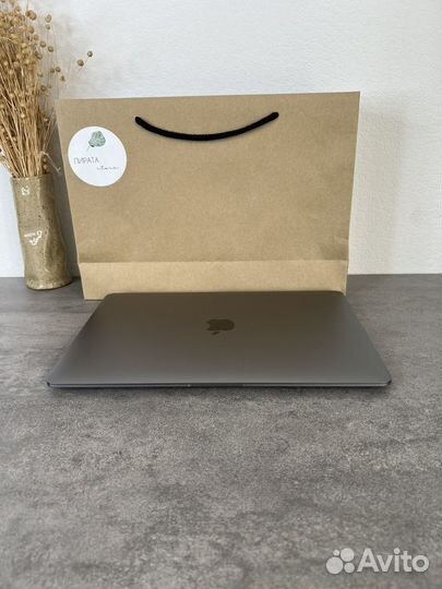 Macbook air 13 m1 8gb 256gb