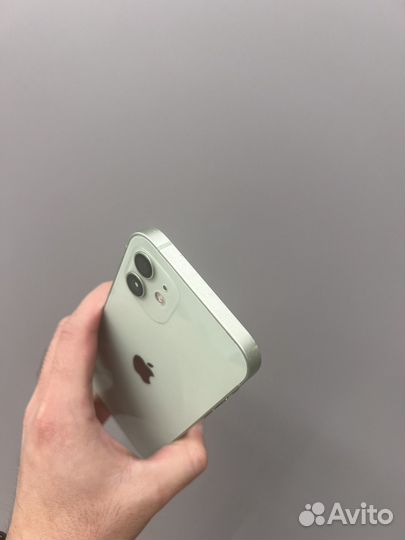 iPhone 12, 64 ГБ