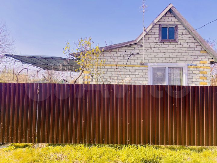 Дача 20 м² на участке 5 сот.