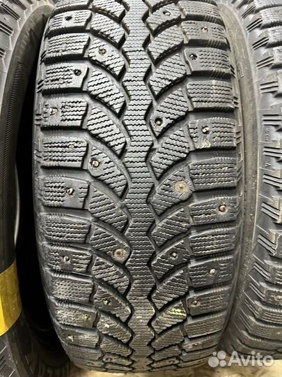 Bridgestone Blizzak Spike-01 195/60 R15 88T