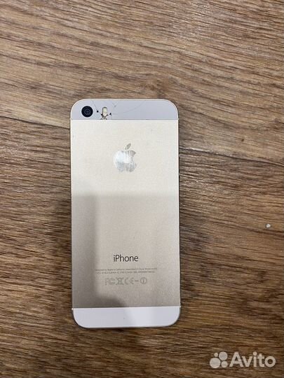 Телефон iPhone 5s
