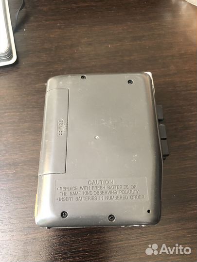 Кассетный диктофон Panasonic RQ-L11