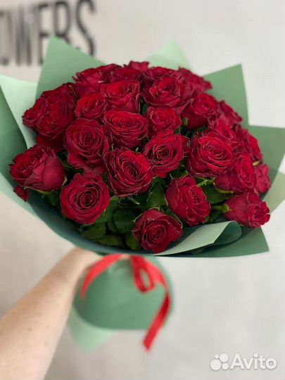 Букет из 31 розы с доставкой круглосуточно