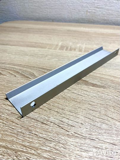 Мебельная ручка- профиль (торцевая)