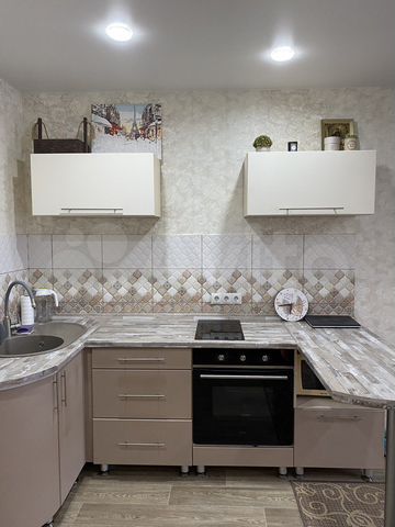 2-к. квартира, 40 м², 1/5 эт.