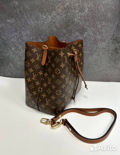 Сумка Louis Vuitton NeoNoe