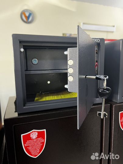 Сейфы пистолетные в ассортименте