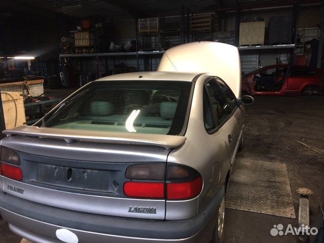 Разбор на запчасти Renault Laguna 1994-2001