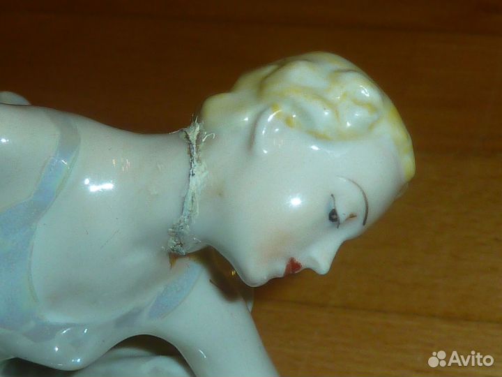 Балерина Лзфи Склейка головы и трещинка на руке