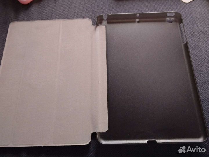 Чехол для планшета