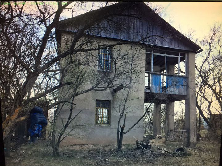 Дом 40 м² на участке 4 сот.