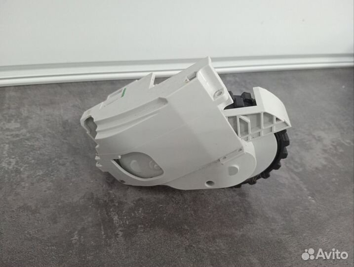 Колесо левое Xiaomi Mi Robot Vacuum-Mop stytj01ZHM