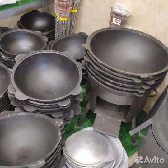 Казан чугунный 16л. плоское дно