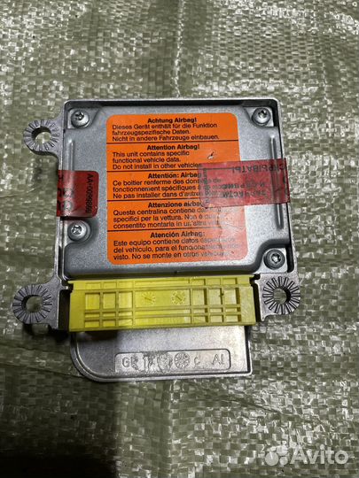 Блок управления Air Bag Skoda Fabia 1.4 AUB 2001