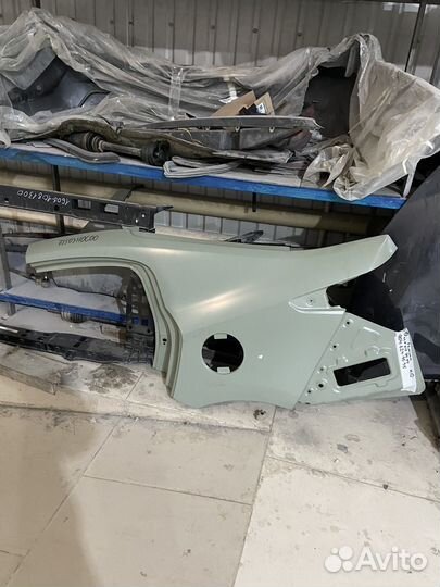 Заднее левое крыло kia rio 4