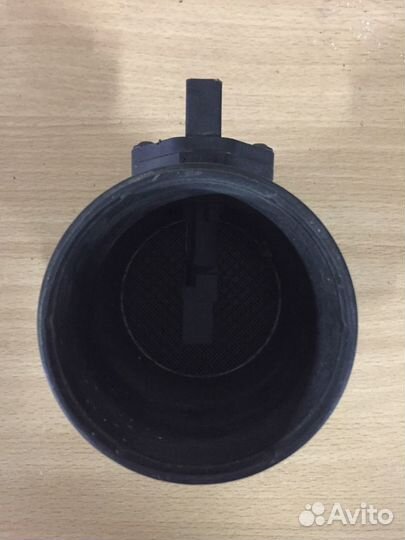 Расходомер воздуха Audi A8