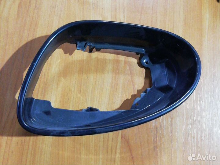 Накладка правого зеркала Mercedes benz w221