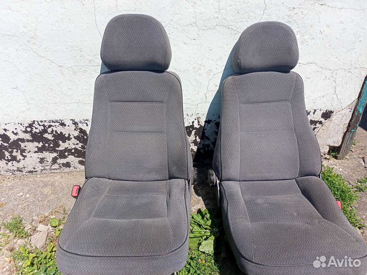 Передние сиденья (ваз 2115)