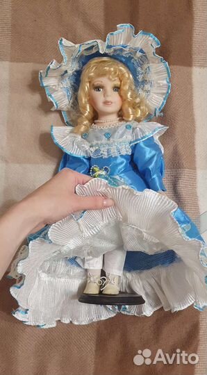 Кукла фарфоровая большая
