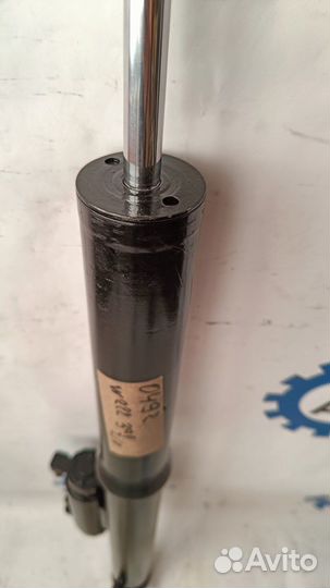 Mercedes W222 13- Амортизатор задний левый правый