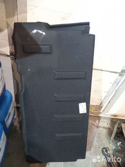 Обшивка багажника Mercedes W210