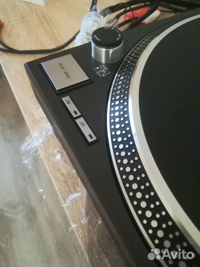 Technics 1210 mk2 (Новый, рст, 220V)