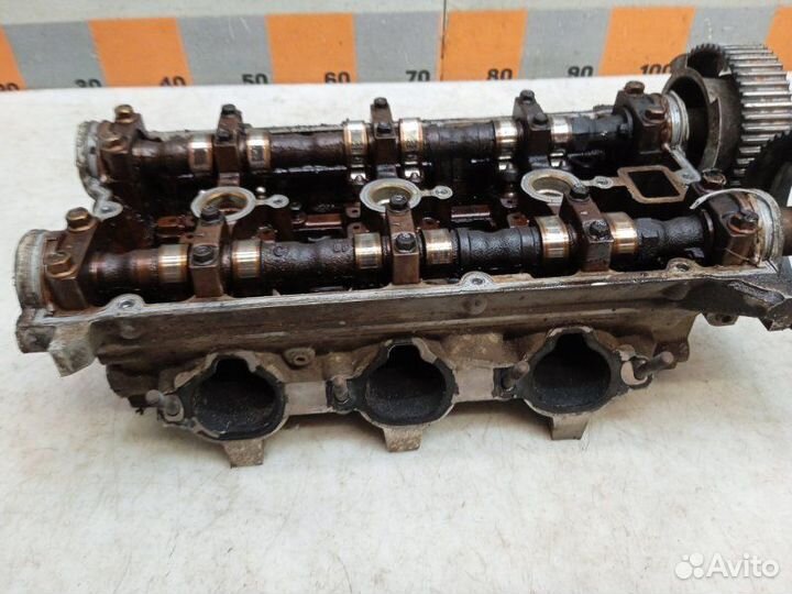 Головка блока цилиндров Kia Opirus