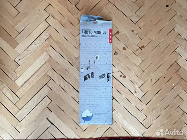 Random photo mobile kikkerland держатель фотографи