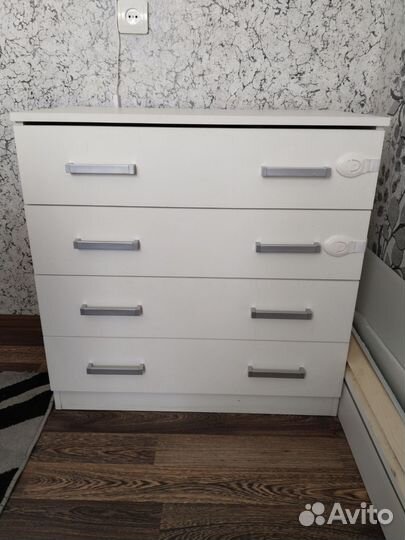 Комод белый
