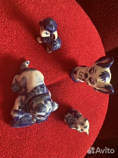 Статуэтки Гжель