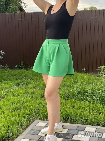Шорты женские