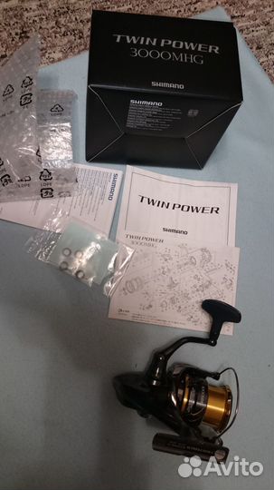Катушка shimano 20 twin power 3000MHG
