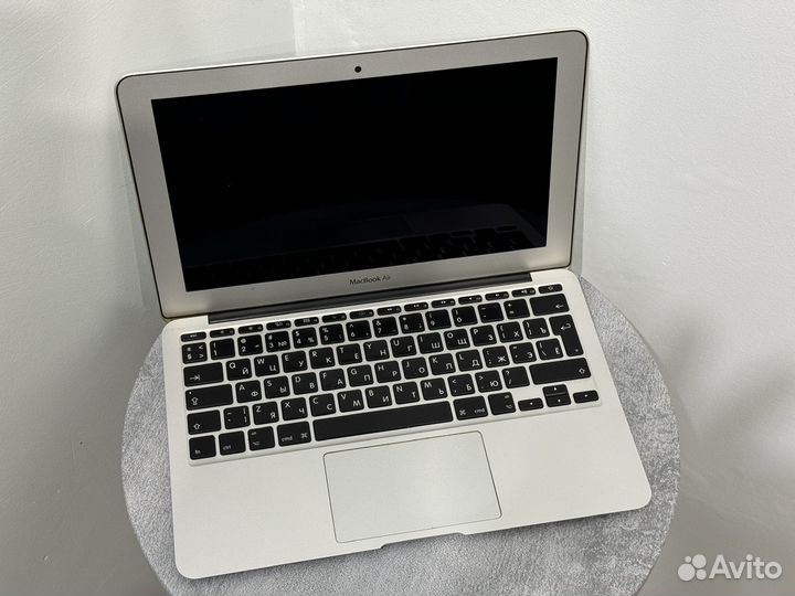 Apple Macbook Air 11