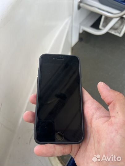 iPhone 7, 128 ГБ