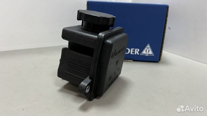 Бачок гидроусилителя руля Mercedes m 112