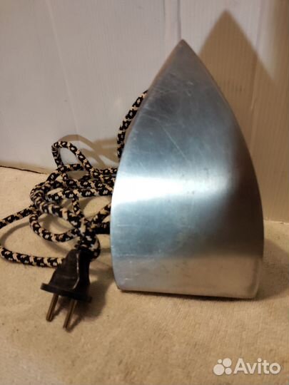 Утюг электрический 