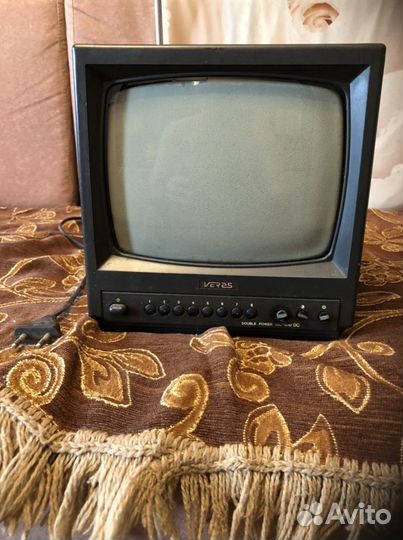 Телевизор черно белый