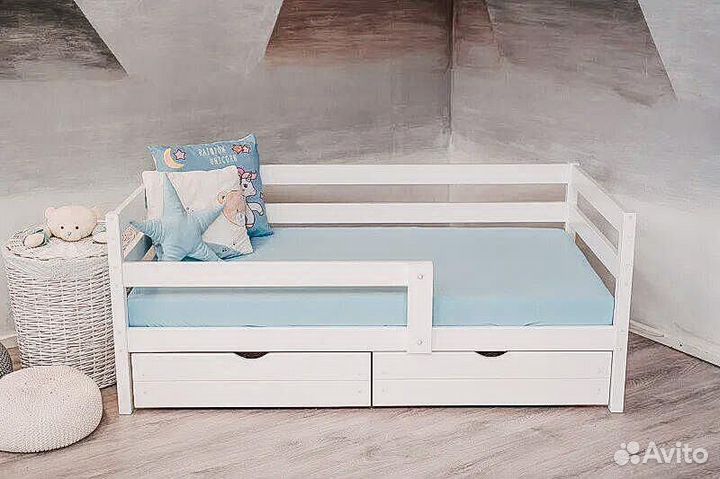 Кровать подростковая