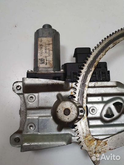 Стеклоподъемник передний прав. Opel astra h- 421