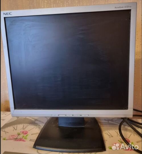 Мониторы Samsung 20 inc 2шт, NEC 17 inc