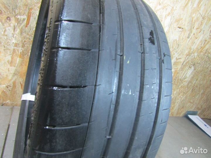 Michelin Pilot Super Sport 225/35 R20