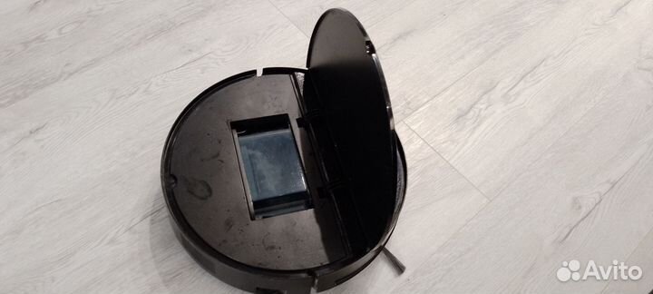 Робот пылесос