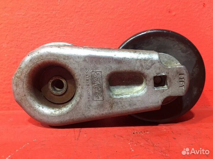 Натяжитель сервисного ремня Land Rover Discovery 3