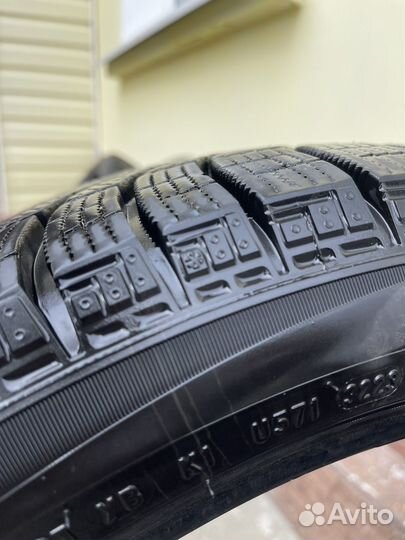 Pirelli Ice Zero 225/45 R18 95H