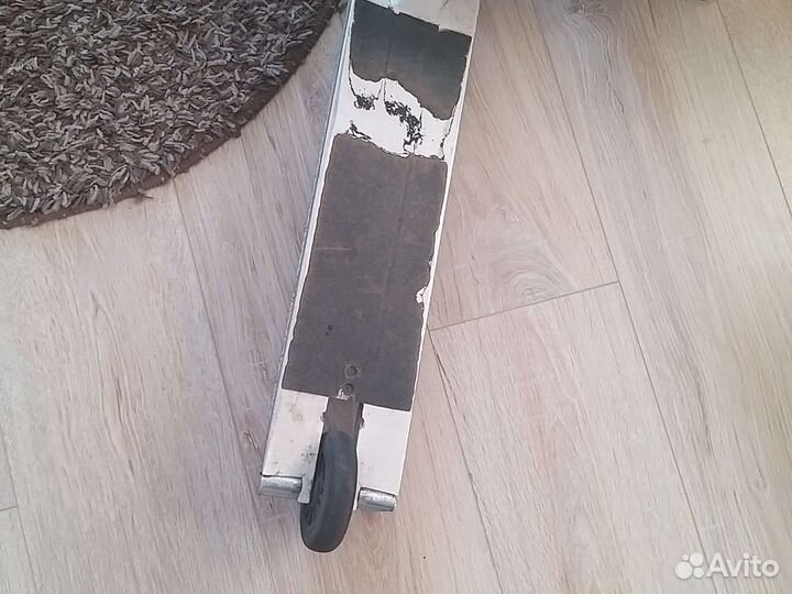 Детали от трюкового самоката