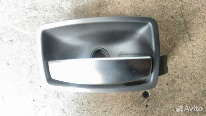 Ручка салона передяя правая BMW 7 E65 7024304