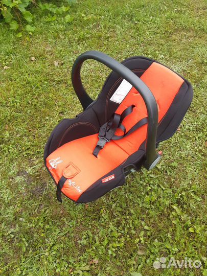 Переноска для детей в машину